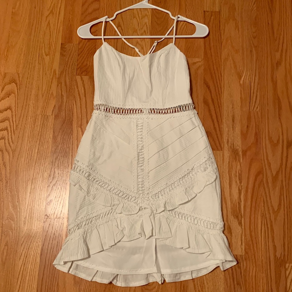 Women’s Small White Summer Dress